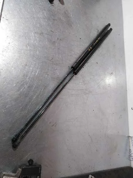 Amortiguadores Maletero / Porton para Seat Toledo (5P2)