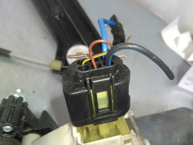 Elevalunas Delantero Izquierdo para Bmw Serie 1 Lim. (F21)