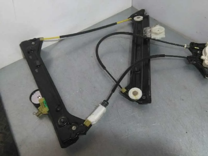 Elevalunas Delantero Derecho para Bmw Serie 1 Lim. (F21)