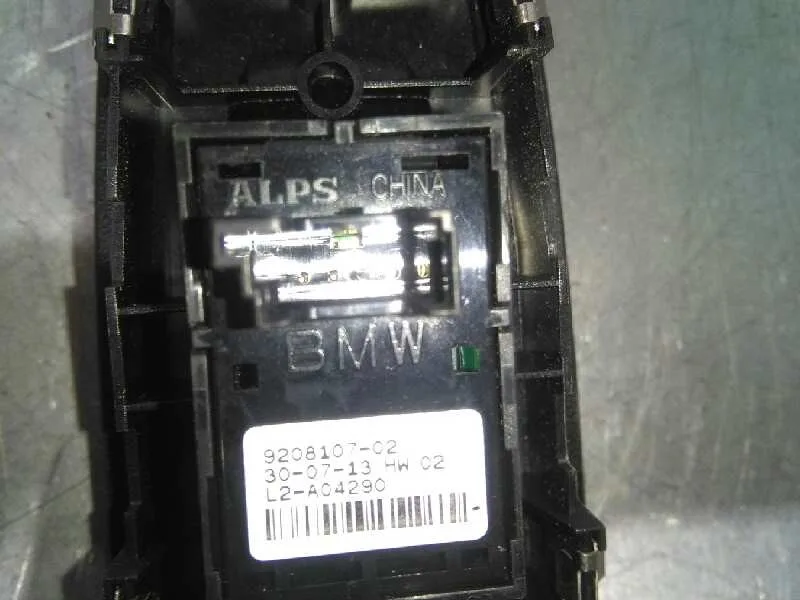 Mando Elevalunas Delantero Derecho para Bmw Serie 1 Lim. (F21)