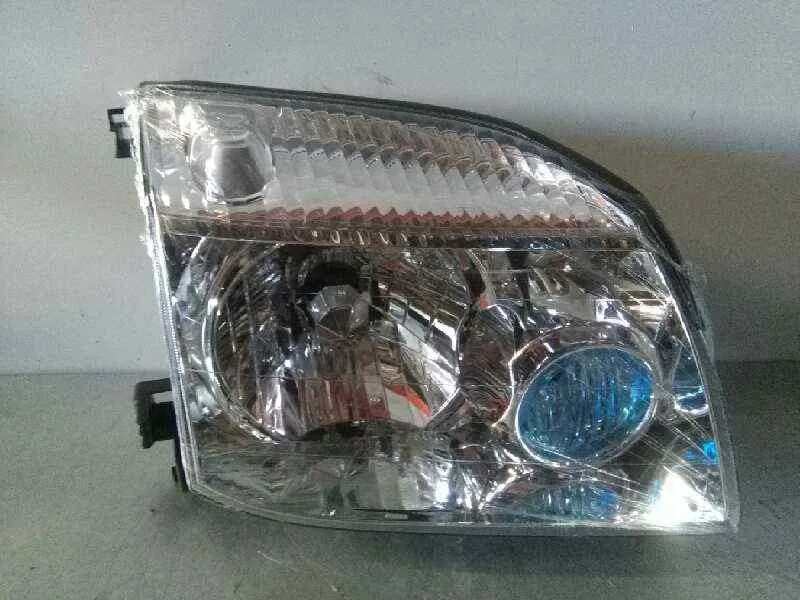 Faro Derecho para Nissan X-Trail (T30)