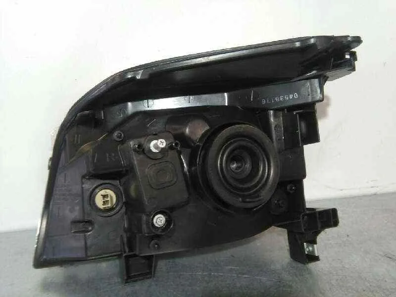 Faro Derecho para Nissan X-Trail (T30)