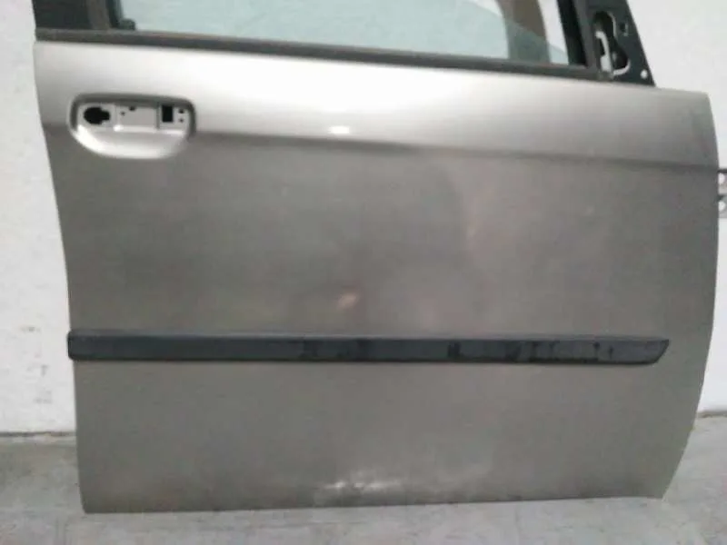 Puerta Delantera Derecha para Fiat Idea (135)