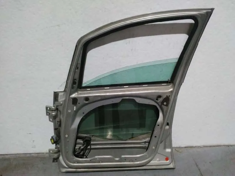 Puerta Delantera Derecha para Fiat Idea (135)