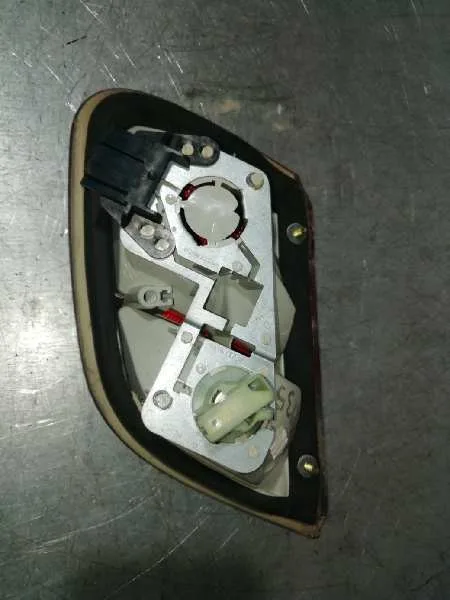 Piloto Trasero Derecho Interior para Mercedes-Benz Clase Clk (W208) Coupe