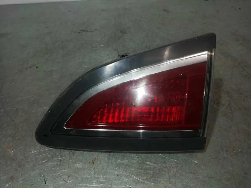 Piloto Trasero Derecho Interior para Renault Scenic Iii