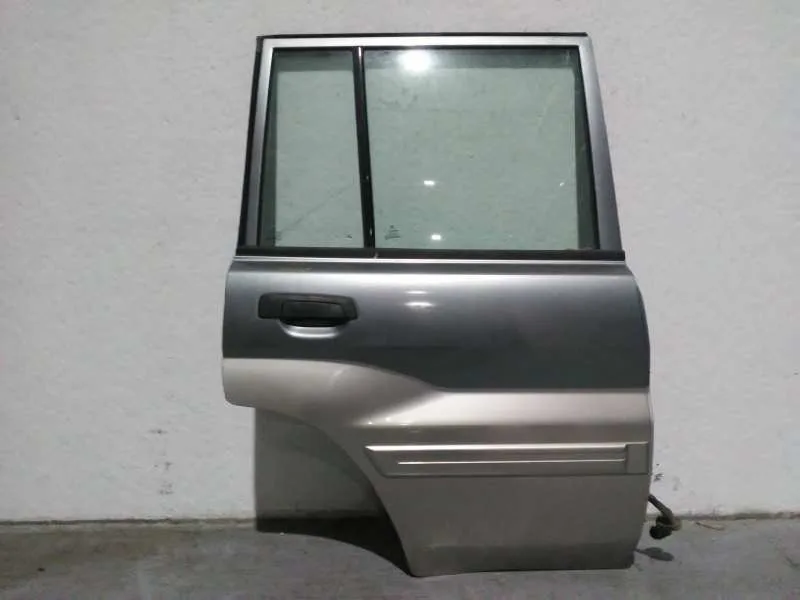 Puerta Trasera Derecha para Mitsubishi Montero Pinin (H60/H70)
