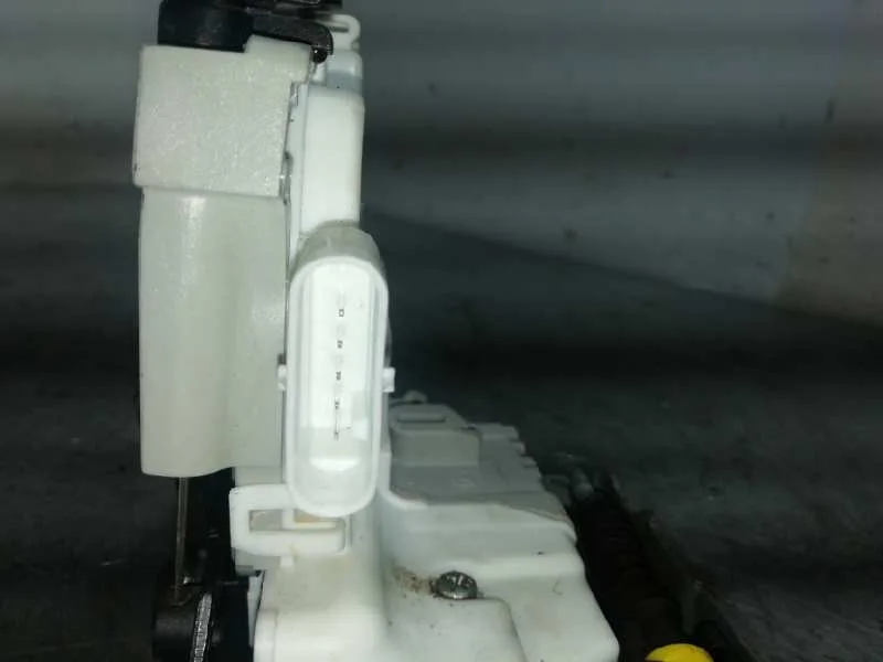Cerradura Puerta Trasera Izquierda para Audi A1 Sportback (8Xf)
