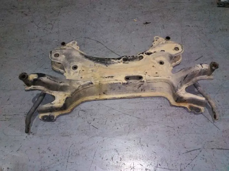 Puente Delantero para Toyota Rav 4 (A3)