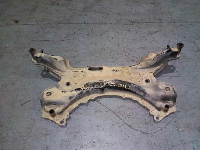 Puente Delantero para Toyota Rav 4 (A3)