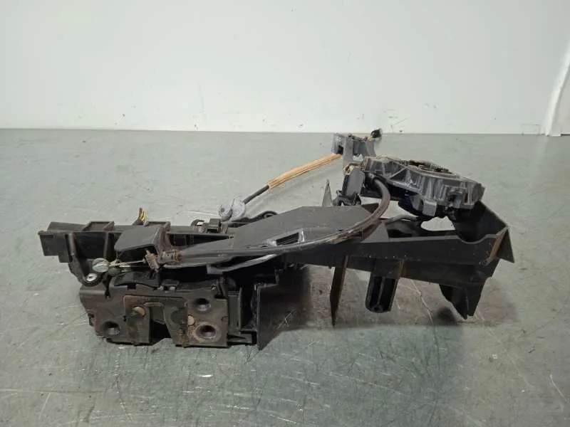Cerradura Puerta Delantera Izquierda para Ford Focus Lim. (Cb4)