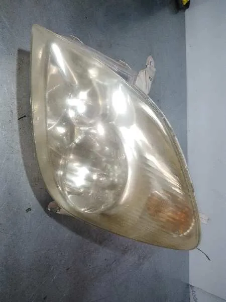 Faro Izquierdo para Toyota Corolla Verso (E12)