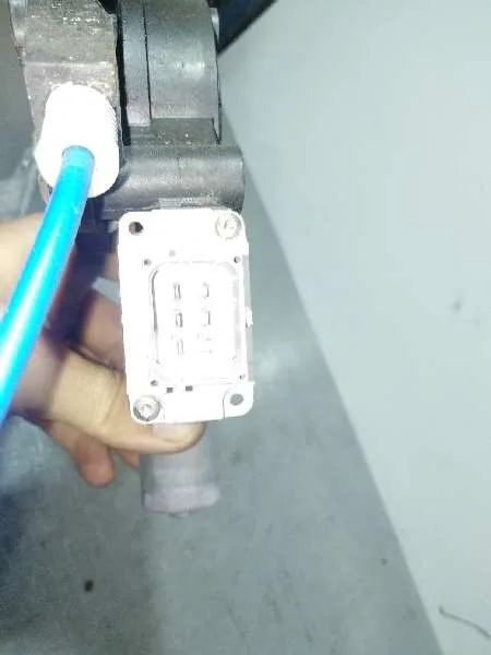 Elevalunas Delantero Izquierdo para Opel Corsa D