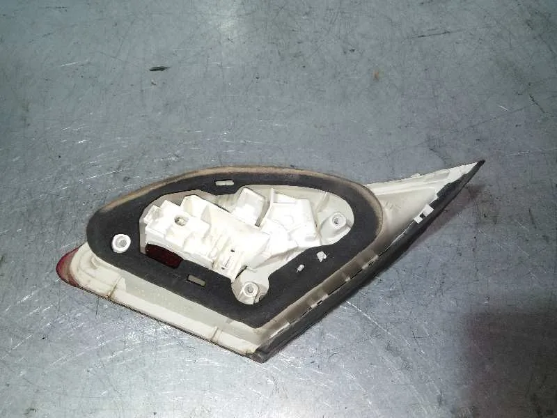 Piloto Trasero Izquierdo Interior para Opel Astra J Lim.