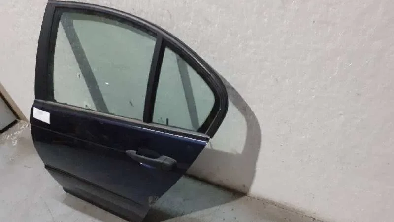 Puerta Trasera Izquierda para Bmw Serie 3 Berlina (E46)
