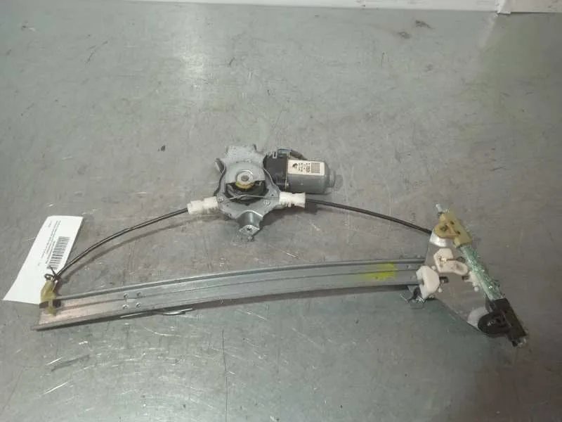 Elevalunas Trasero Izquierdo para Nissan Primera Berlina (P12)