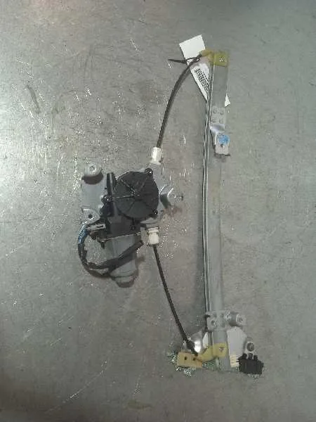 Elevalunas Trasero Izquierdo para Nissan Primera Berlina (P12)