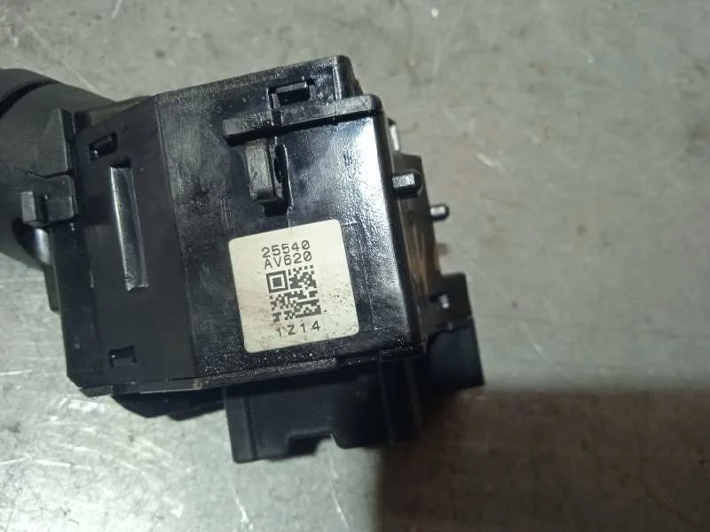 Mando Luces para Nissan Primera Berlina (P12)