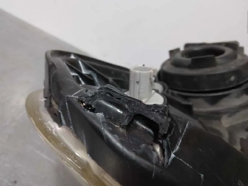 Faro Derecho para Honda Cr-V (Rd8)