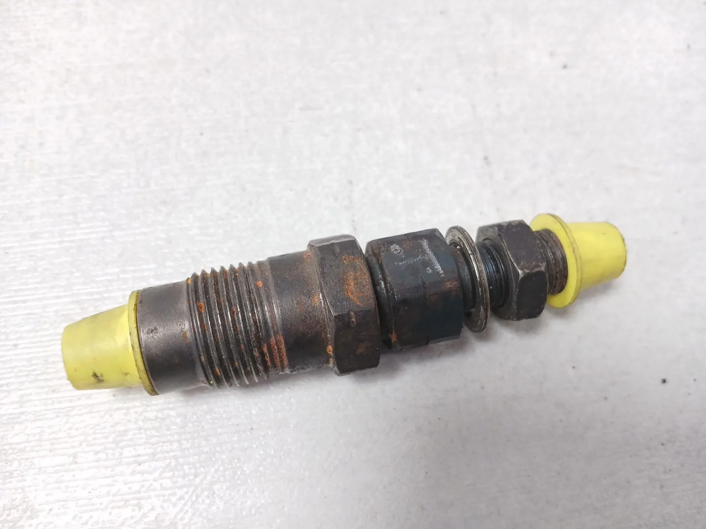 Inyector para Mitsubishi Montero (V20/V40)