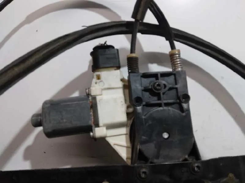 Elevalunas Delantero Derecho para Ford Mondeo Ber. (Ca2)