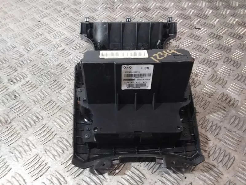 Mando Climatizador para Kia Carens (Un)