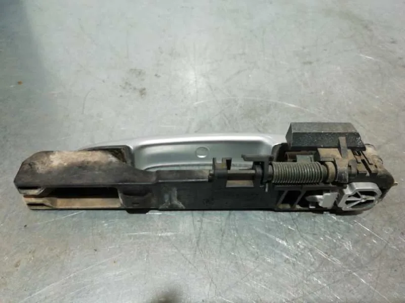 Maneta Exterior Trasera Derecha para Nissan Primera Berlina (P12)