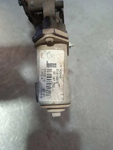 Elevalunas Delantero Derecho para Fiat Doblo Cargo