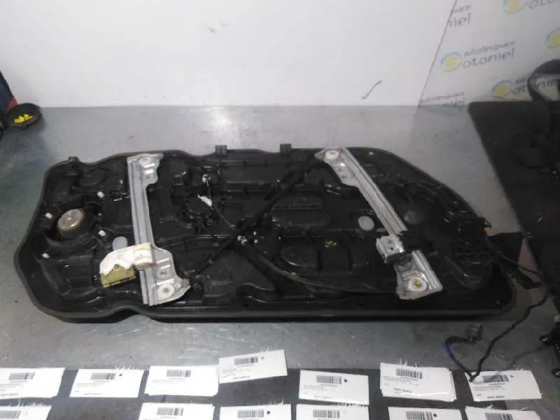 Elevalunas Delantero Derecho para Kia Pro_Cee'd ( )