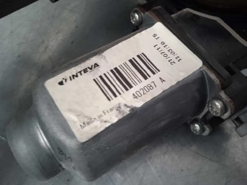 Elevalunas Delantero Izquierdo para Renault Kangoo