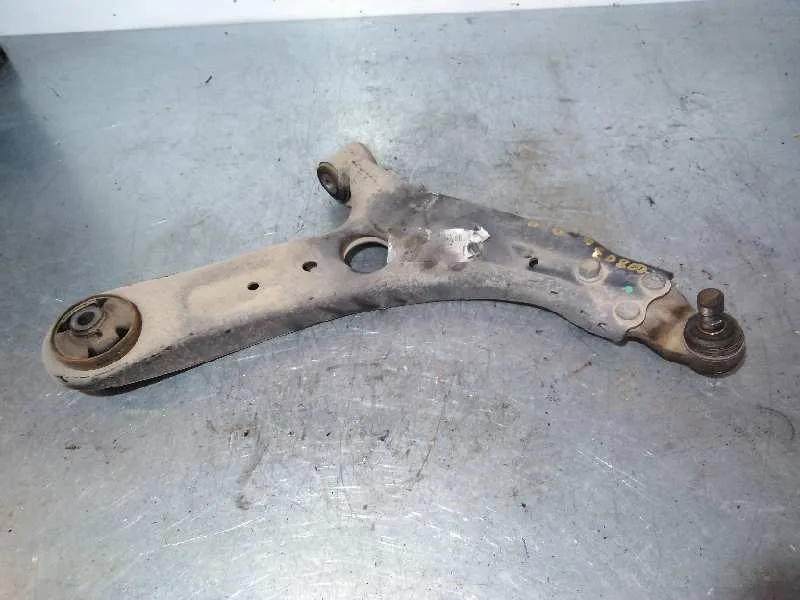 Brazo Suspension Inferior Delantero Derecho para Kia Pro_Cee'd ( )