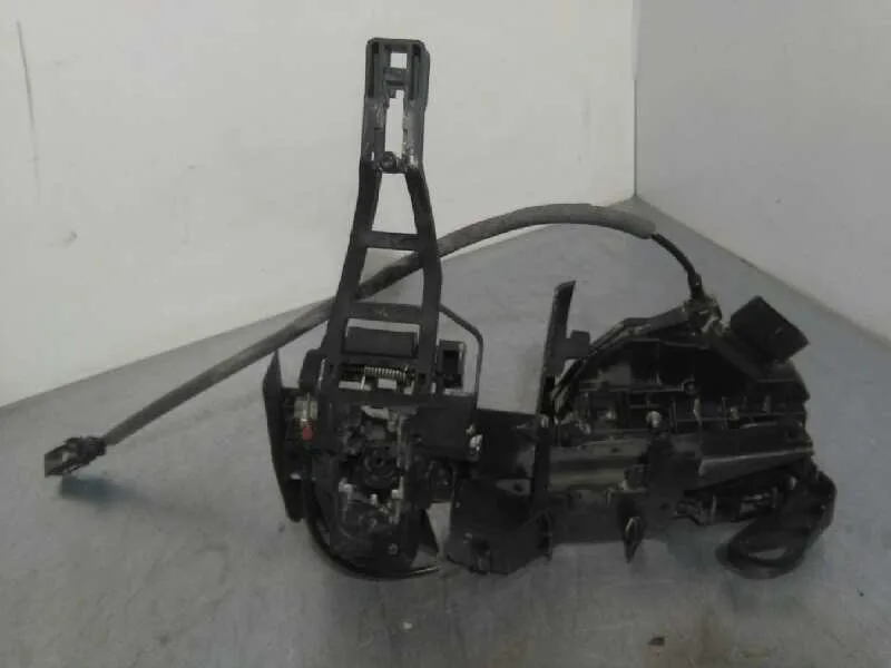 Cerradura Puerta Delantera Derecha para Ford Focus Lim. (Cb8)