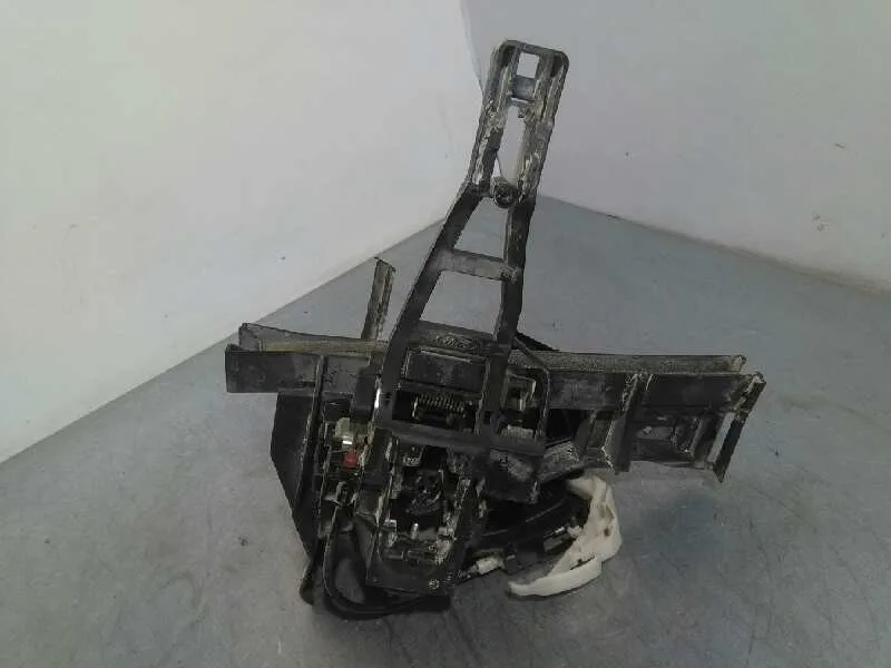 Cerradura Puerta Trasera Derecha para Ford Focus Lim. (Cb8)