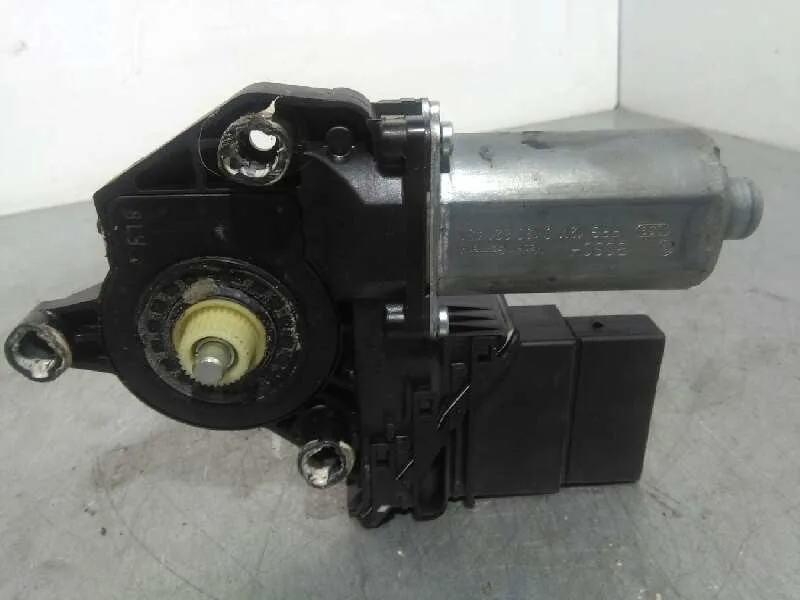 Motor Elevalunas Trasero Izquierdo para Volkswagen Golf Plus (5M1)