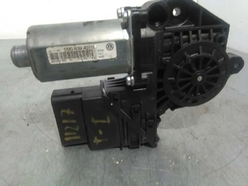 Motor Elevalunas Trasero Izquierdo para Volkswagen Golf Plus (5M1)