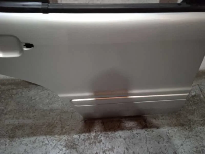 Puerta Trasera Derecha para Mercedes-Benz Clase M (W163)