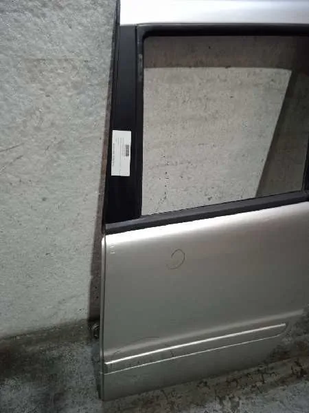 Puerta Trasera Izquierda para Mercedes-Benz Clase M (W163)