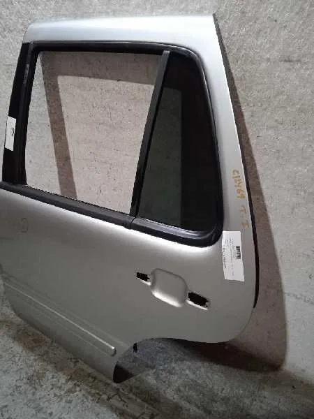 Puerta Trasera Izquierda para Mercedes-Benz Clase M (W163)