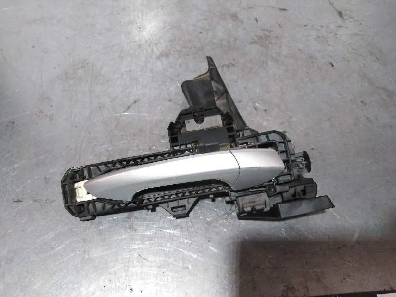 Maneta Exterior Delantera Derecha para Mercedes-Benz Clase C (W204) Berlina