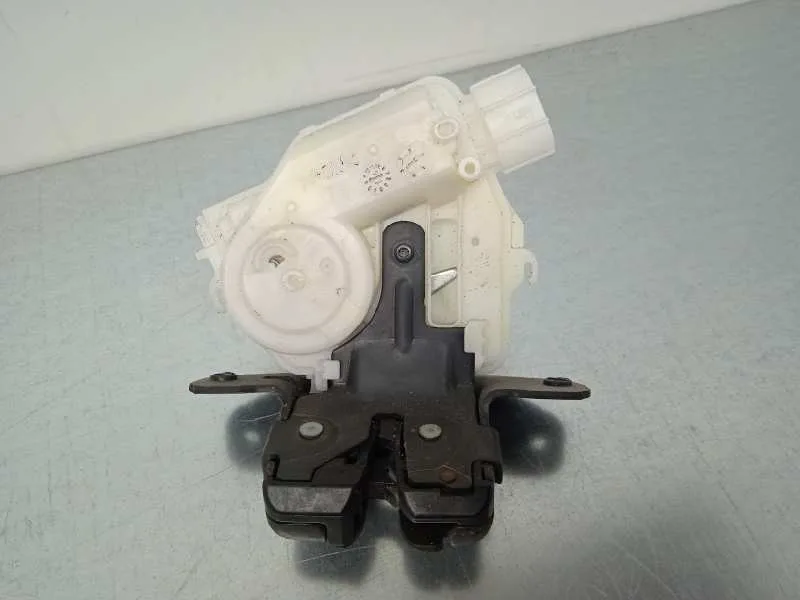 Cerradura Maletero / Porton para Toyota Auris