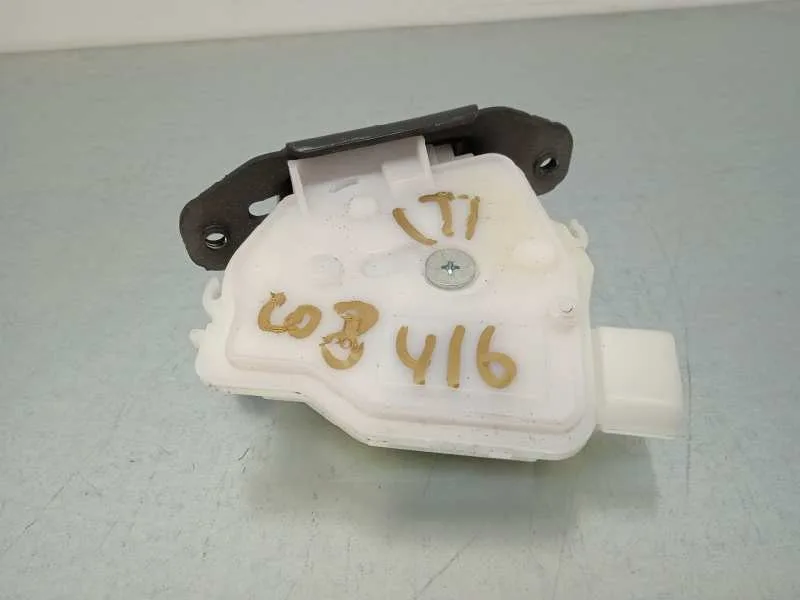 Cerradura Maletero / Porton para Toyota Auris