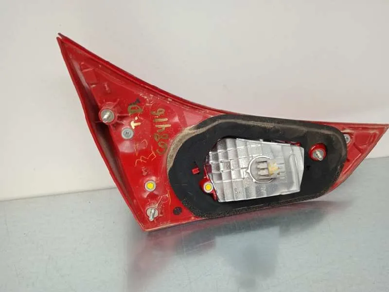 Piloto Trasero Derecho Interior para Toyota Auris