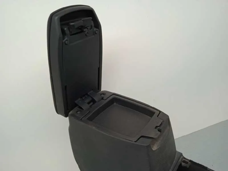 Apoyabrazos Central para Toyota Auris