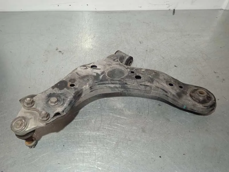 Brazo Suspension Inferior Delantero Derecho para Toyota Auris