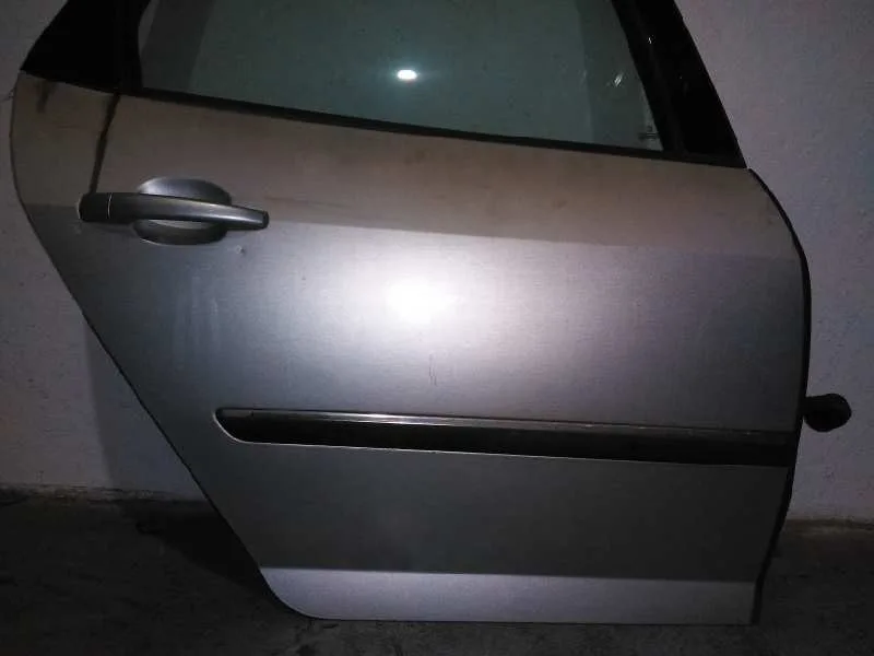 Puerta Trasera Derecha para Peugeot 407 Sw