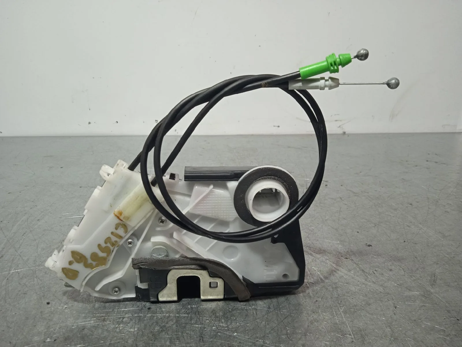 Cerradura Puerta Delantera Derecha para Toyota Yaris