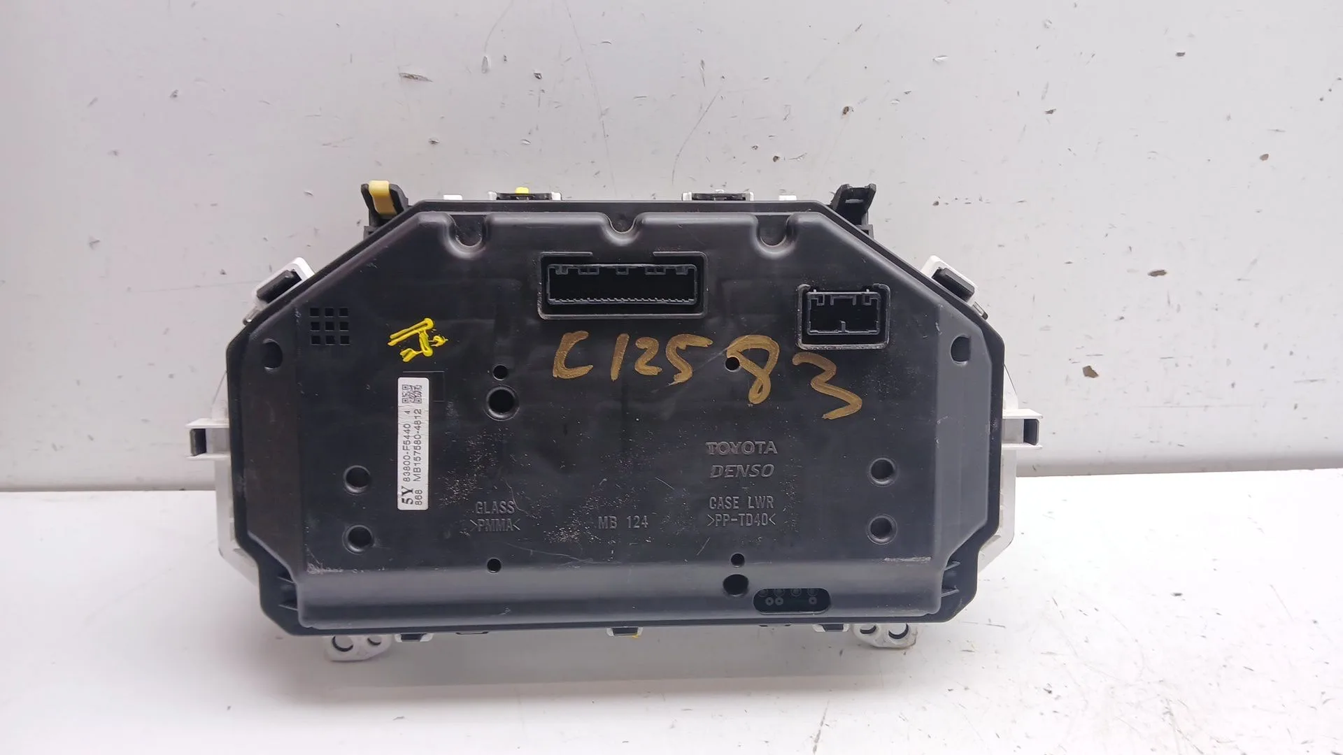 Cuadro Instrumentos para Toyota Yaris