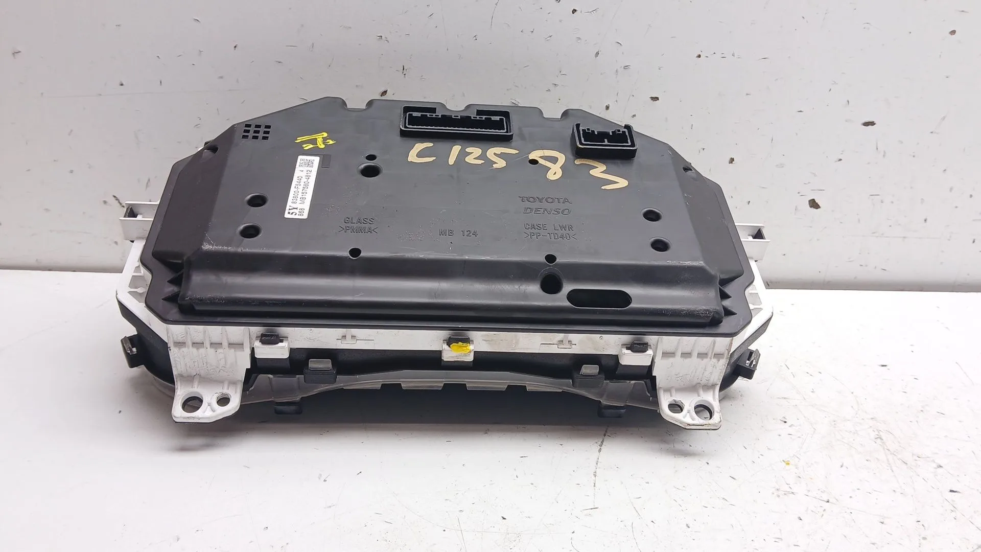 Cuadro Instrumentos para Toyota Yaris