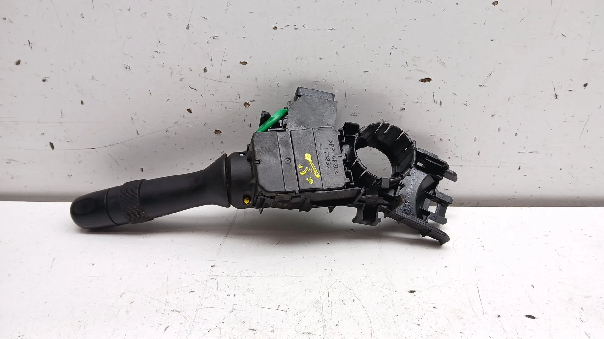 Mando Limpia para Toyota Yaris