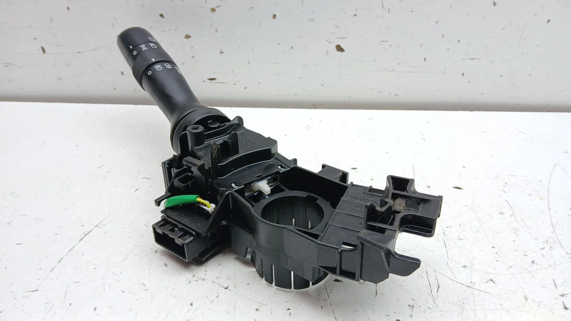 Mando Limpia para Toyota Yaris